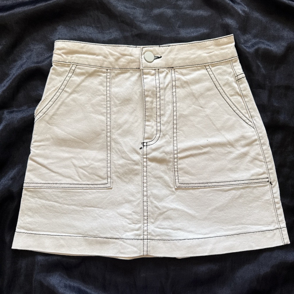 Zara Cream Mini Skirt with Contrast Topstitching